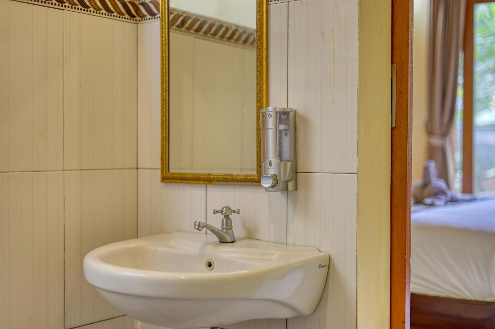 Maharga Bungalows Sakti 部屋 写真